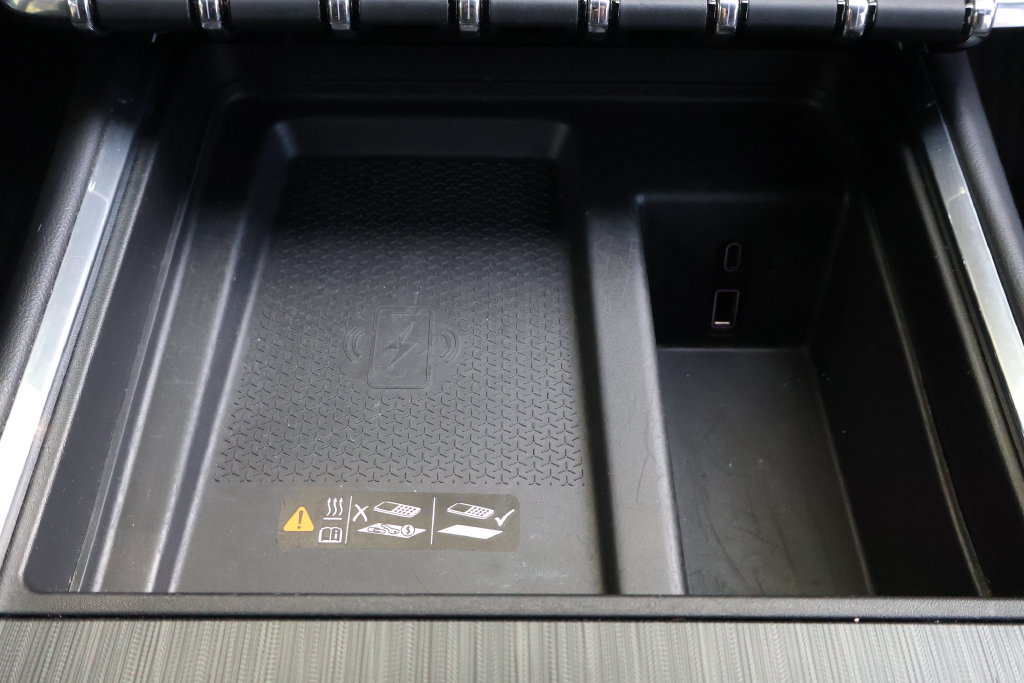 Certified 2024 GMC Acadia Elevation FWD image 21
