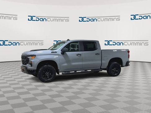 Used 2025 Chevrolet Silverado 1500 Custom Trail Boss w/ LPO, Dark Essentials Package AWD/4WD image 6
