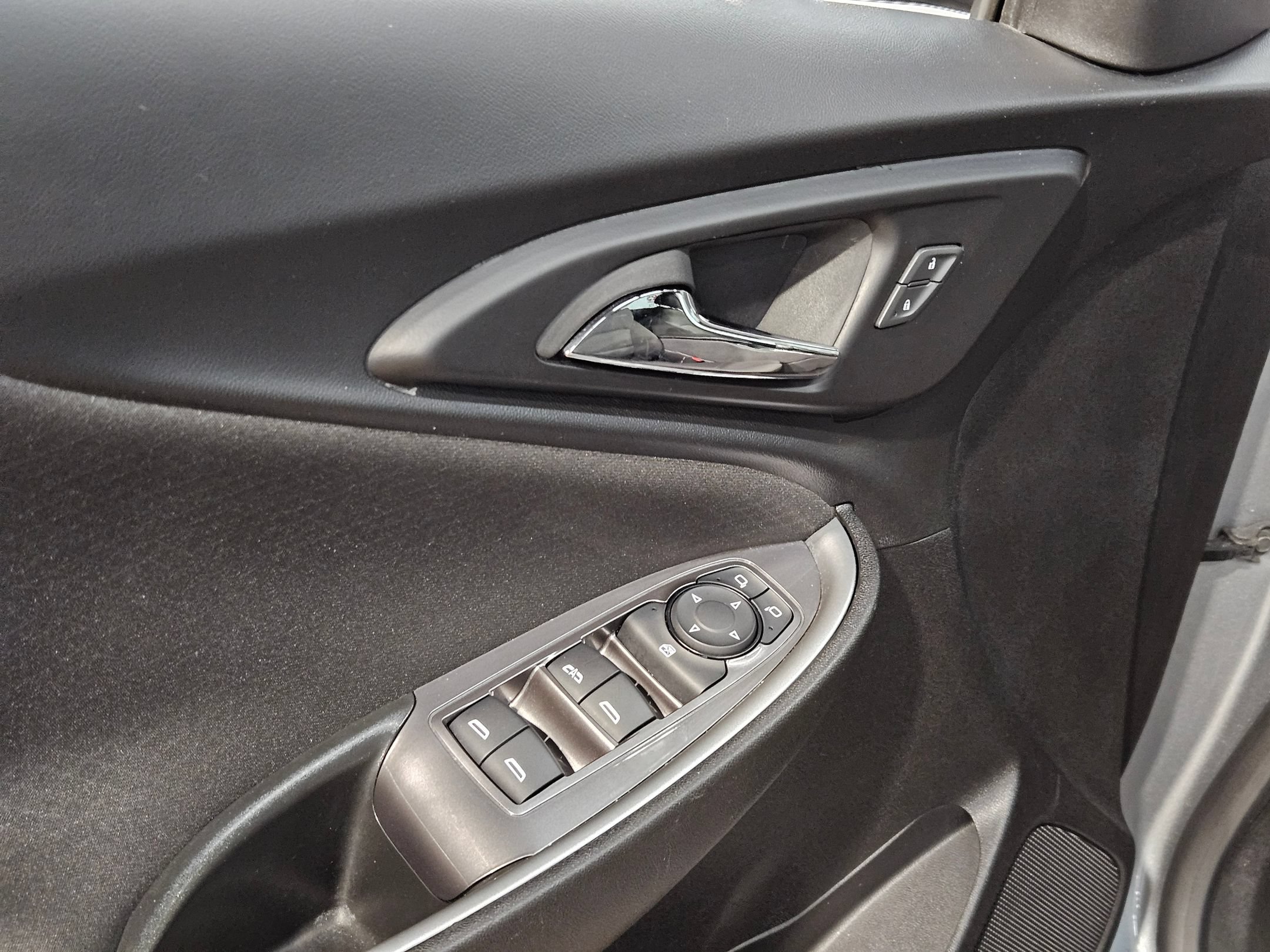 Used 2024 Chevrolet Malibu LT FWD image 21