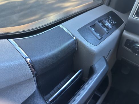 Used 2019 Ford F250 XLT w/ FX4 Off-Road Package image 12