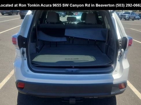 Used 2016 Toyota Highlander XLE AWD/4WD image 11