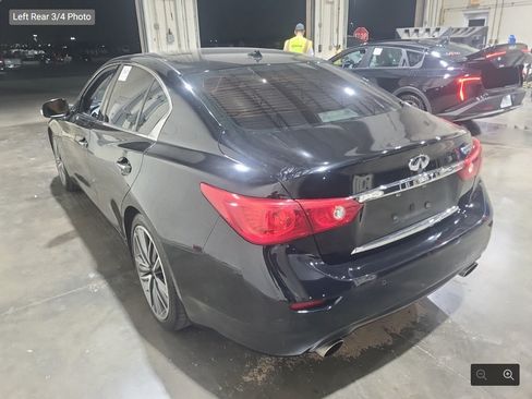 Used 2015 INFINITI Q50 w/ Technology Package RWD image 4