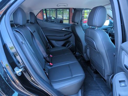 Used 2025 Buick Encore GX Sport Touring w/ Advanced Technology Package FWD image 30