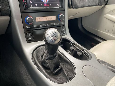 Used 2006 Chevrolet Corvette Coupe w/ Preferred Equipment Group image 10