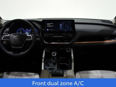 New 2026 Toyota Grand Highlander Limited image 8