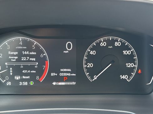 Used 2025 Honda Pilot EX-L image 22