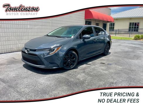 Used 2026 Toyota Corolla LE FWD image 1