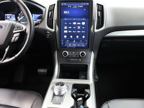 Used 2024 Ford Edge SEL AWD/4WD image 21