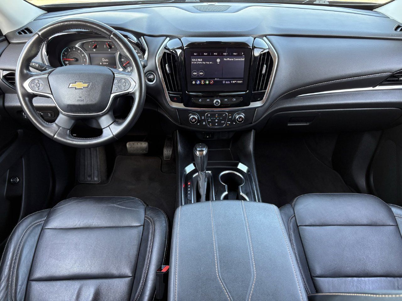 Used 2020 Chevrolet Traverse LT FWD image 12