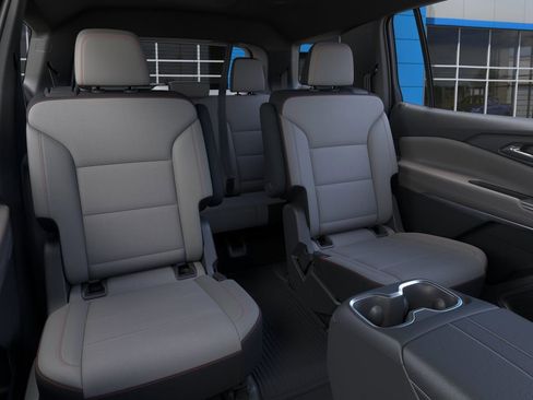 New 2026 Chevrolet Traverse LT image 17
