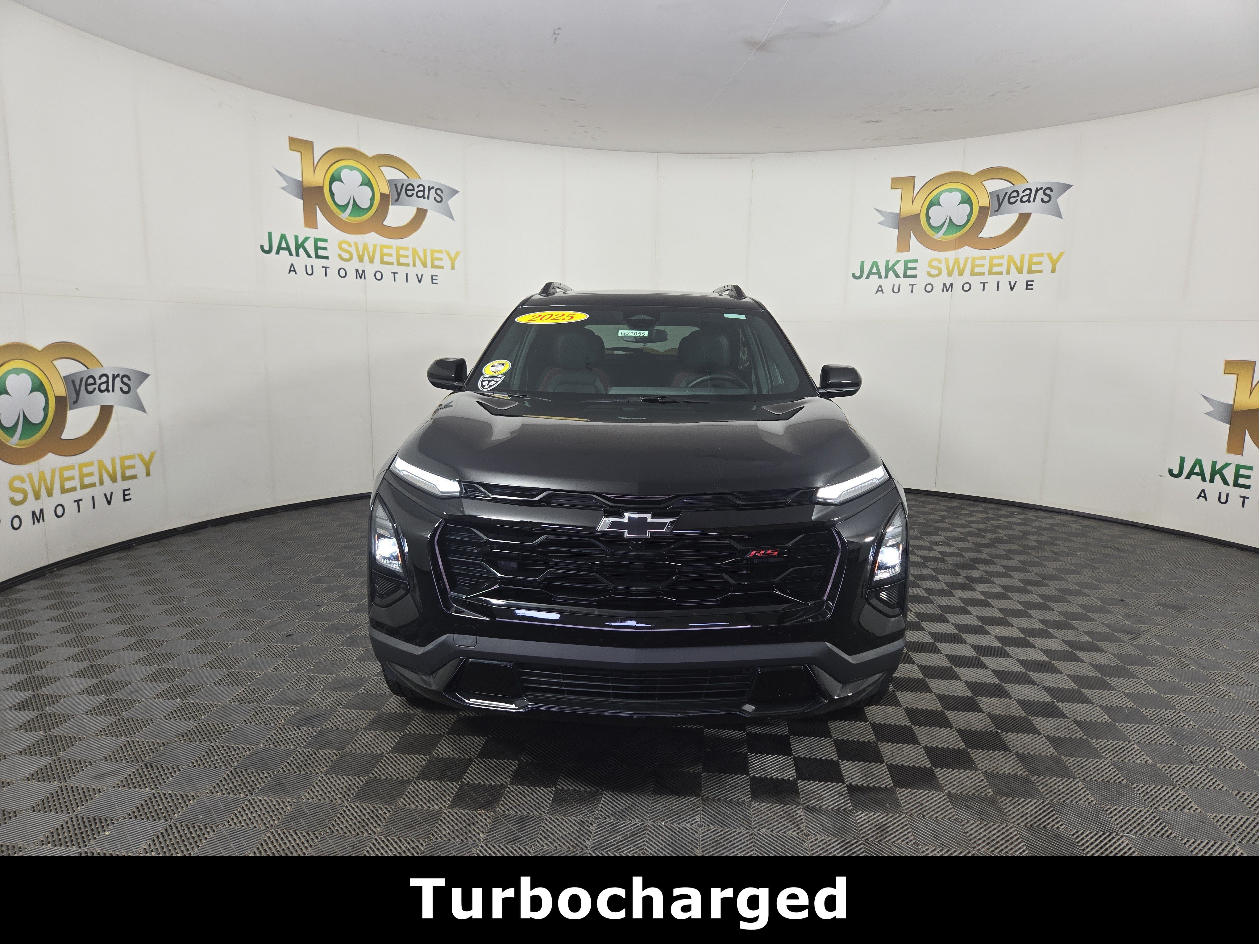 Certified 2025 Chevrolet Equinox RS AWD/4WD image 2