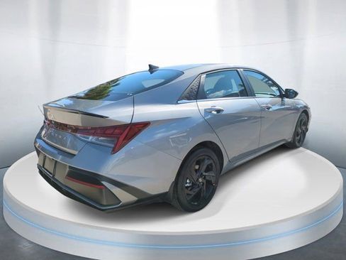 New 2026 Hyundai Elantra SEL Sport Premium image 4