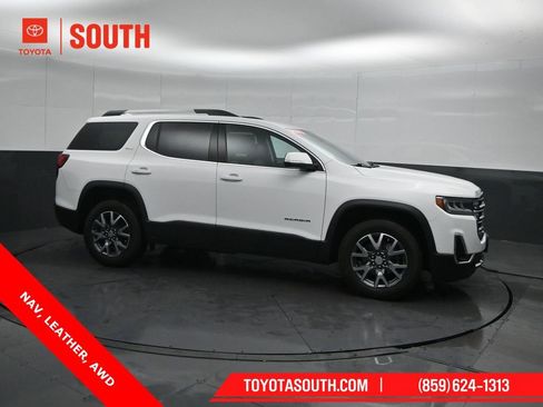 Used 2023 GMC Acadia SLT image 1