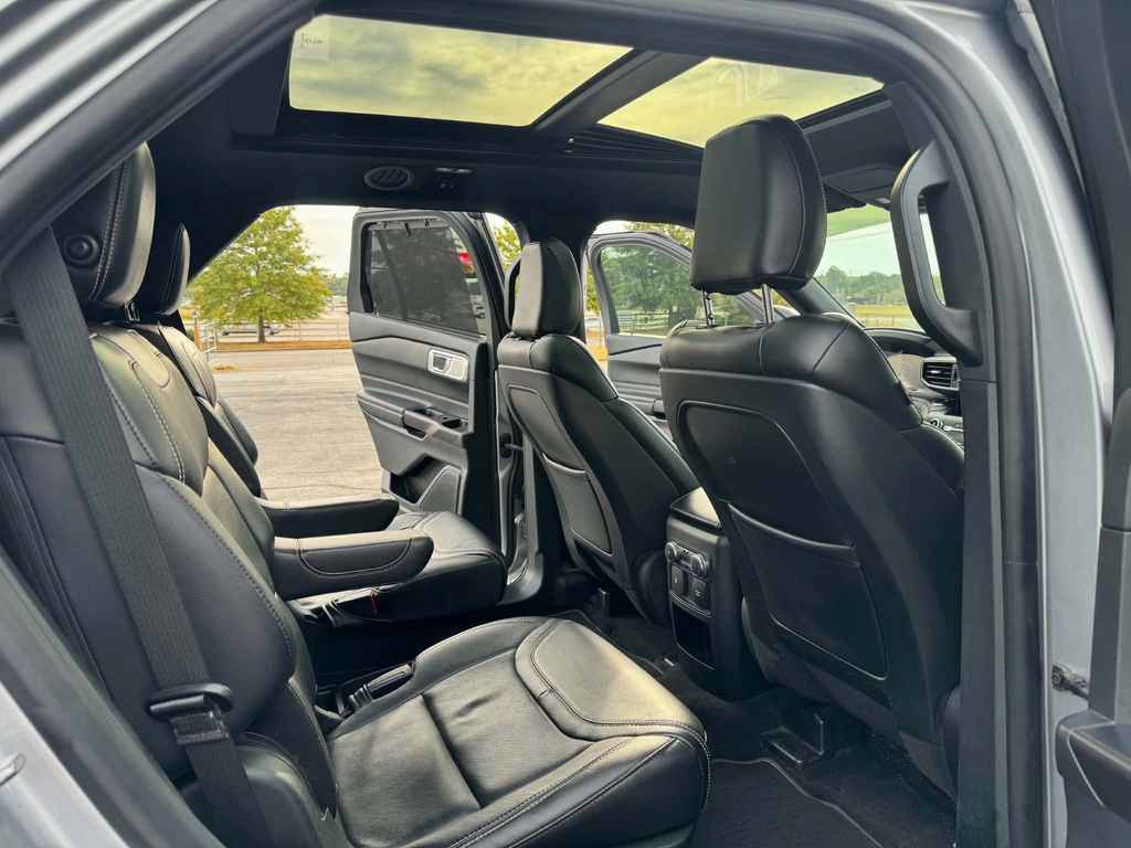 Used 2020 Ford Explorer ST w/ ST Street Pack AWD/4WD image 10