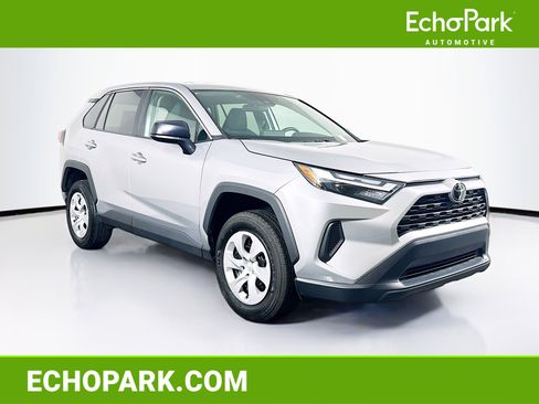 Used 2024 Toyota RAV4 LE image 1