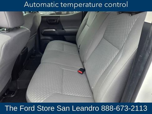 Used 2022 Toyota Tacoma SR5 AWD/4WD image 13
