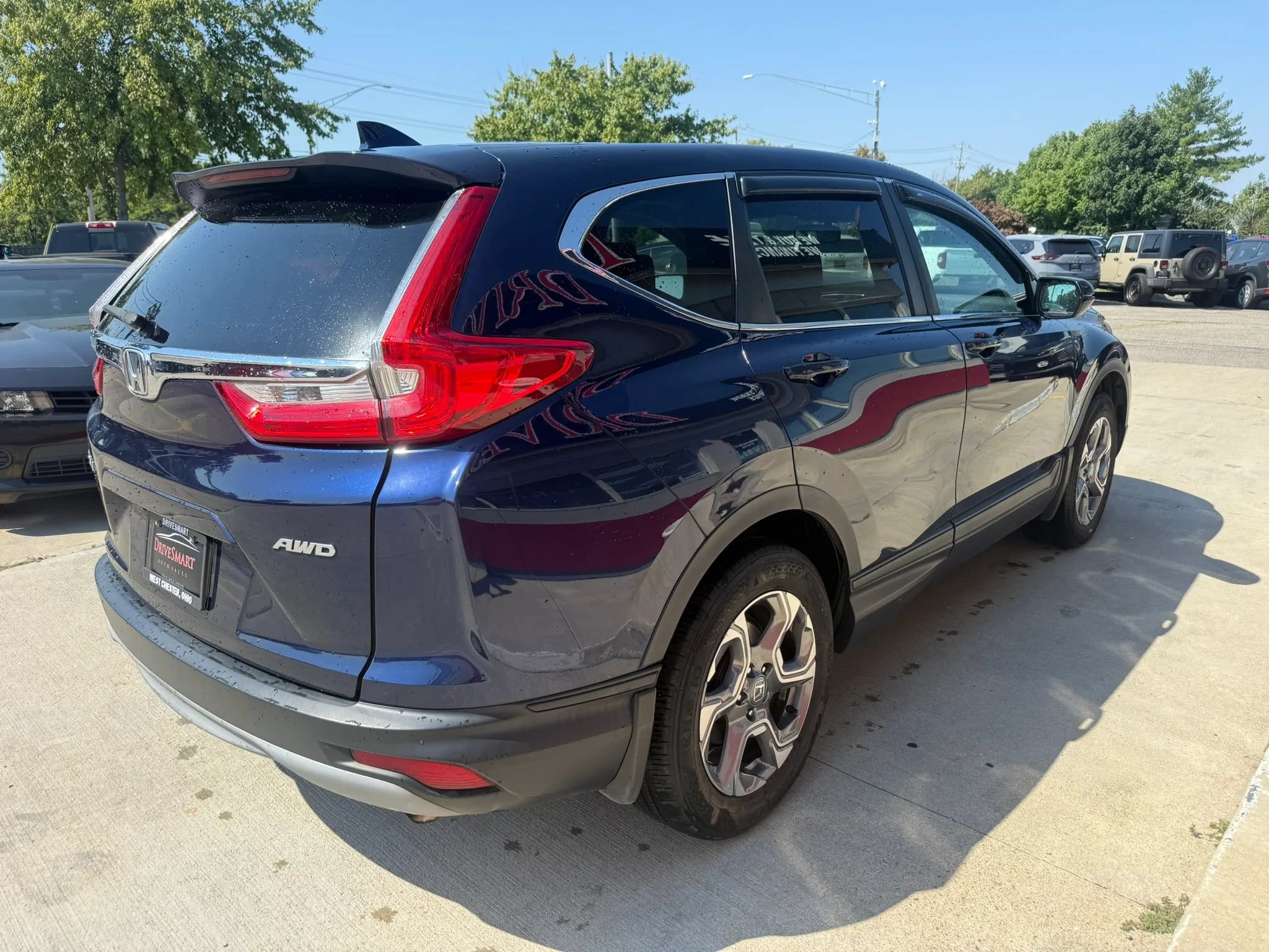 Used 2017 Honda CR-V EX-L image 3