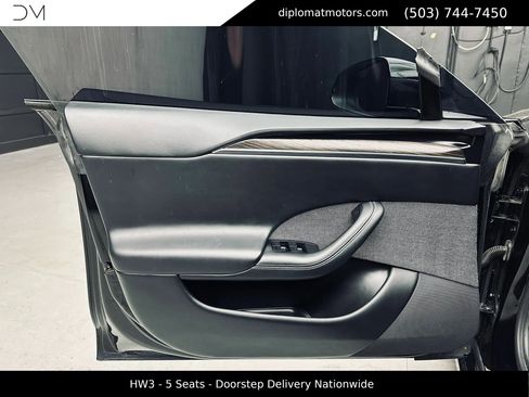 Used 2022 Tesla Model S Standard Range AWD/4WD image 25