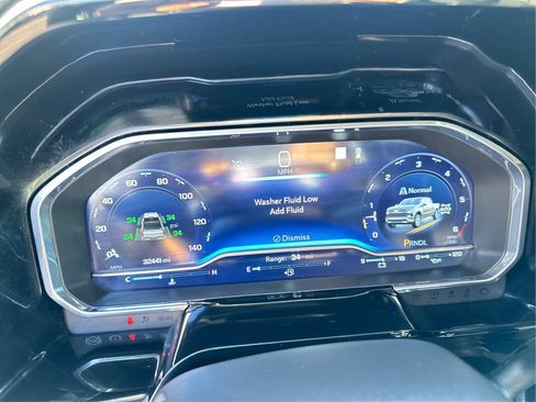 Used 2023 Chevrolet Silverado 1500 LT AWD/4WD image 17