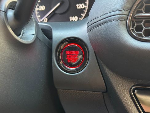 Used 2026 Honda HR-V LX image 21