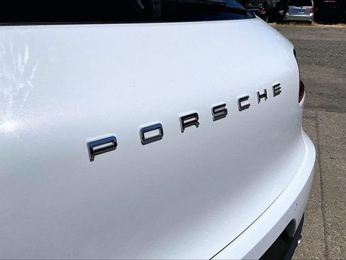 Used 2018 Porsche Macan S AWD/4WD image 32