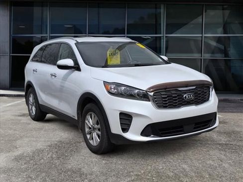 Used 2020 Kia Sorento LX w/ LX I4 Convenience Package image 1