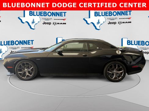 Used 2019 Dodge Challenger R/T RWD image 8