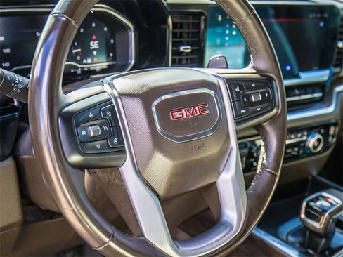 Used 2024 GMC Sierra 1500 SLT w/ SLT Convenience Package image 27