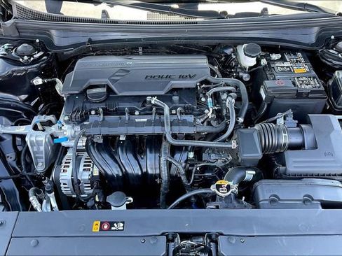 Used 2025 Kia K4 GT-Line w/ GT-Line Premium Package image 9