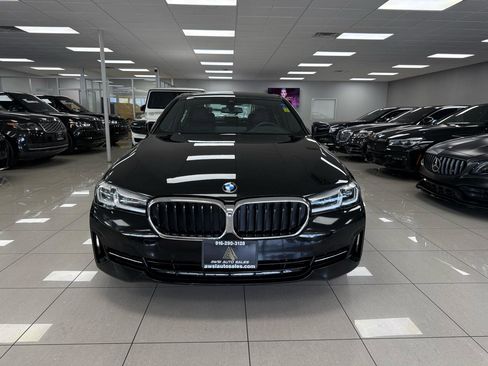 Used 2021 BMW 530i w/ Convenience Package image 5