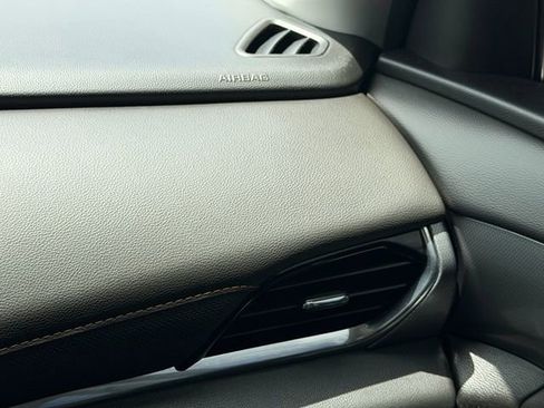 Used 2019 Chevrolet Traverse Premier w/ Redline Edition FWD image 24