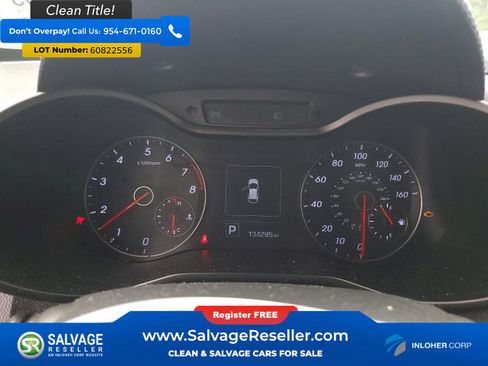 Used 2016 Hyundai Veloster Turbo FWD image 12