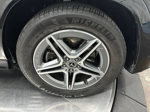 Used 2025 Mercedes-Benz GLE 450 4MATIC Coupe image 10