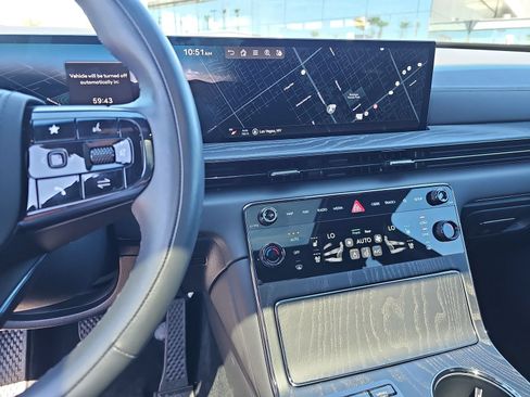 Certified 2026 Genesis GV80 3.5T Prestige AWD/4WD image 20