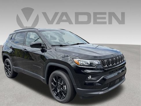 New 2026 Jeep Compass Latitude AWD/4WD image 6