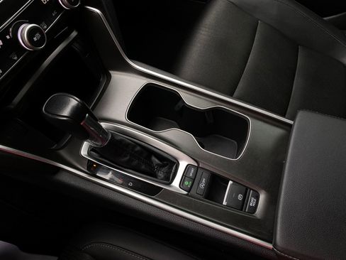 Used 2022 Honda Accord Sport image 18