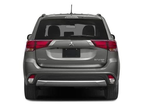 Used 2016 Mitsubishi Outlander SEL FWD image 8