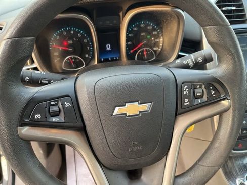 Used 2015 Chevrolet Malibu LT w/ Power Convenience Package image 19