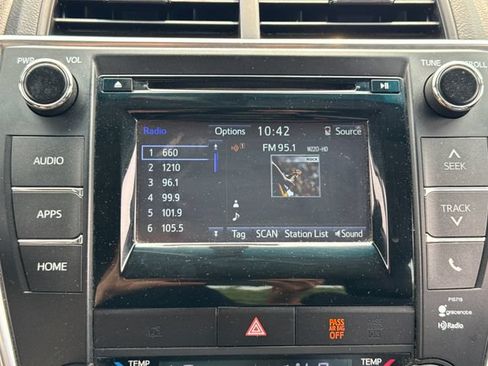 Used 2015 Toyota Camry XSE w/ Moonroof Package FWD image 29