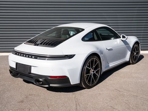 Certified 2025 Porsche 911 Carrera w/ Premium Package image 26