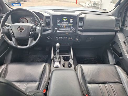 Used 2022 Nissan Frontier PRO-4X w/ Pro-4X Premium Package image 13