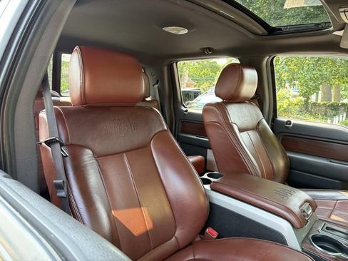 Used 2014 Ford F150 King Ranch w/ King Ranch Luxury Package AWD/4WD image 12