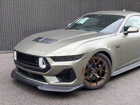 New 2026 Ford Mustang GT Premium w/ GT Performance Package RWD image 2