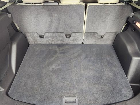 Used 2017 Ford Escape Titanium image 14