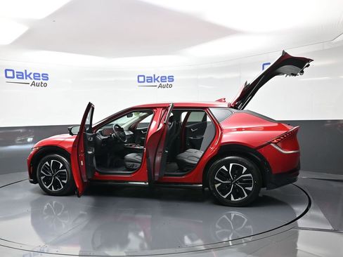 Certified 2023 Kia EV6 Wind w/ Wind Technology Package image 59