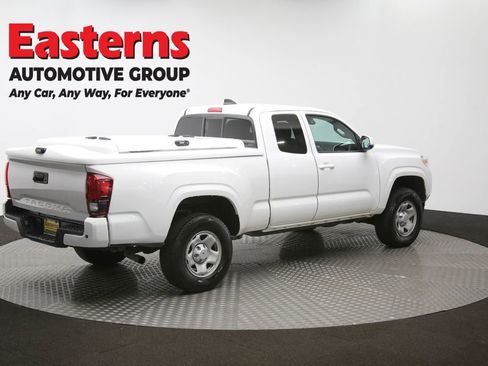 Used 2022 Toyota Tacoma SR image 40