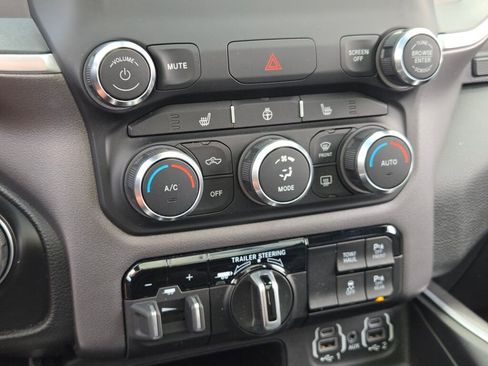 Used 2023 RAM 1500 Big Horn AWD/4WD image 29