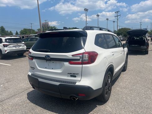 Used 2025 Subaru Ascent Bronze Edition AWD/4WD image 4