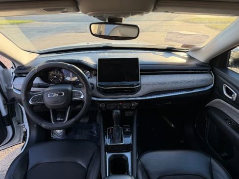 Used 2022 Jeep Compass Latitude w/ Convenience Group image 13