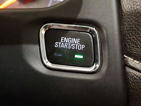 Used 2021 GMC Acadia SLE w/ Driver Convenience Package image 23